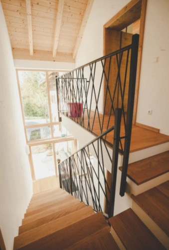 Floor mit 2 Etagen/Corridor with 2 levels